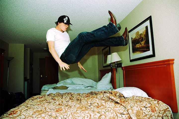 bedjumpingisfun