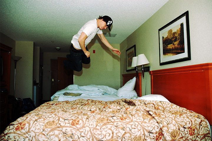 bedjumpingisfun